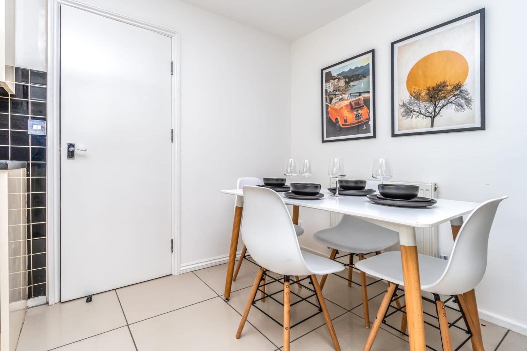 Cosy Guest House In Whitechapel Лондон Экстерьер фото